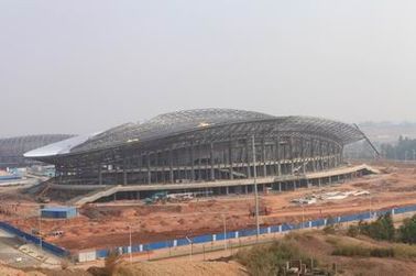 Cina Struttura d'acciaio dell'OEM, costruzioni prefabbricate della capriata del metallo del tubo e stadio di sport fornitore